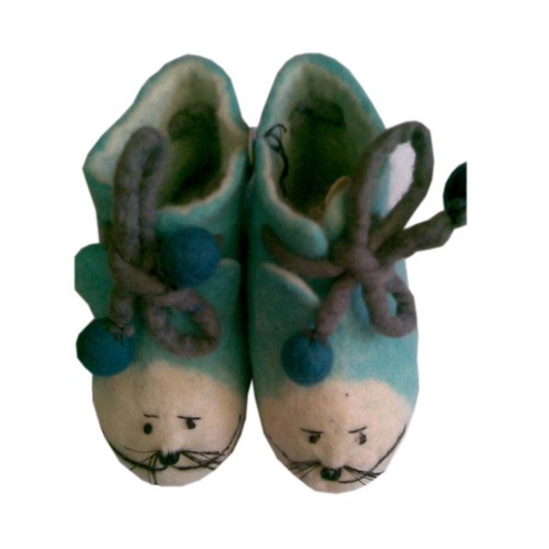 Felt Shoes 02