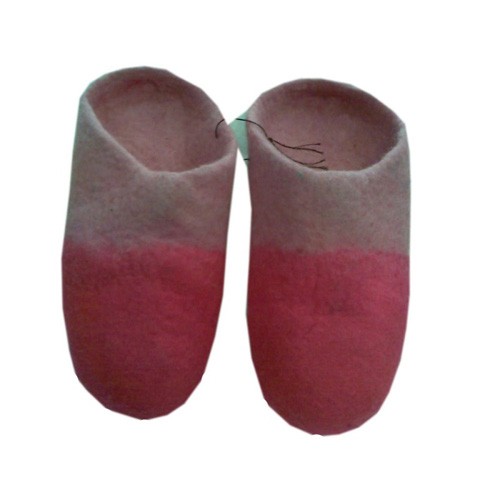 Felt Slipper 10