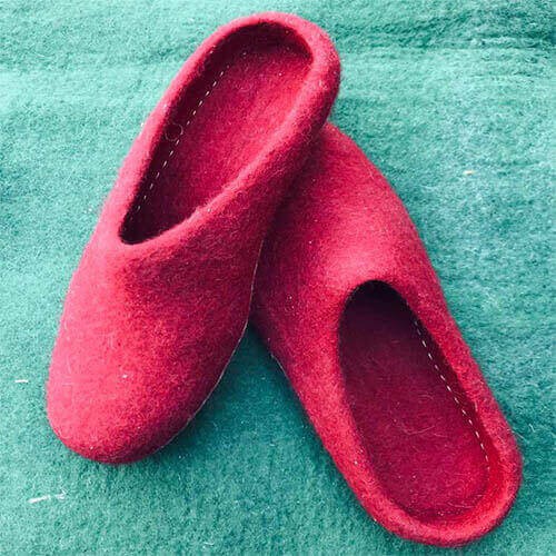 Pomegranate Pink Felt Slipper